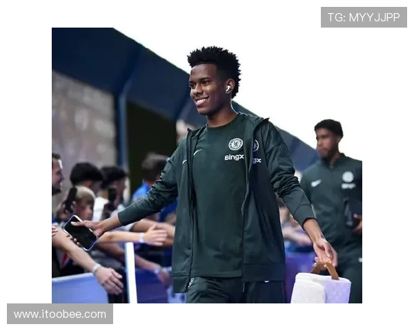 罗塞尼尔高度评价埃斯特旺多次称其为球队核心展现领导力